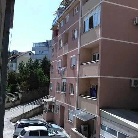 Keti 1 *